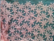 Κεντημένο βαμβάκι ύφασμα δαντελλών πλέγματος υδροδιαλυτό, σχέδιο λουλουδιών για το επίσημο φόρεμα