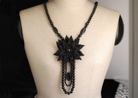 Ενιαία δέσμη Corsage Μαύρο άνθος κοσμημάτων ύφασμα οποία κατασκευάστηκαν Necklacesfor γυναικών