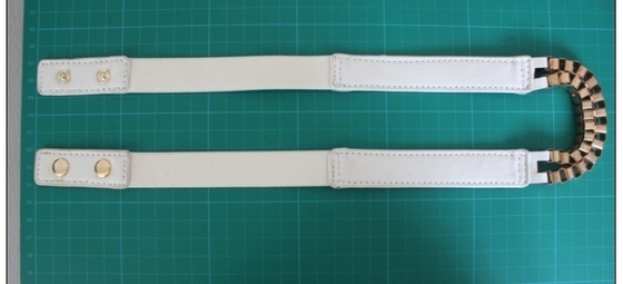 Χρυσή αλυσίδα και ελαστικές webbing ζώνες υφασμάτων για τις γυναίκες, PU ζώνη