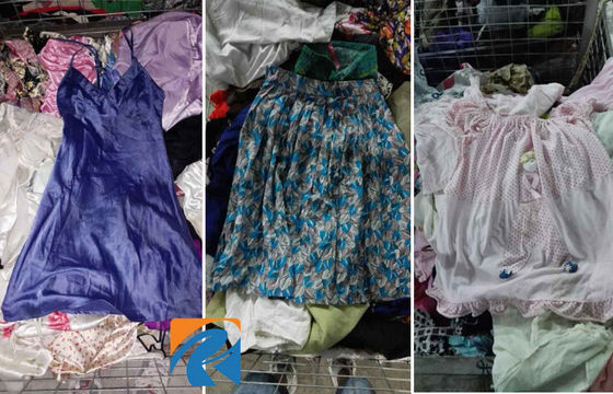 Χονδρικά χρησιμοποιημένα ενδύματα γυναικών, ιματισμός από δεύτερο χέρι για το καλοκαίρι/χειμώνας