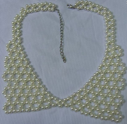 Τα χειρωνακτικά μαργαριτάρια CHAMPAGNE neckline εξωράϊσαν το μετακινούμενο πλαστό Beading περιλαίμιο
